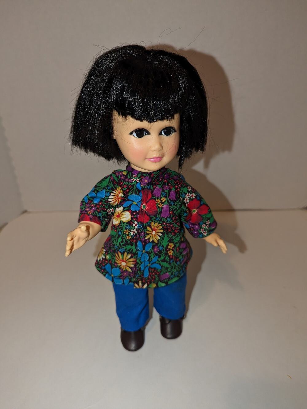 Vintage 1983 11" Effanbee Doll  KIM Asian Oriental One World Collection #1414